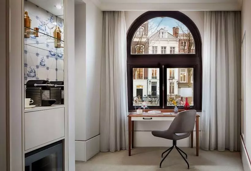 ホテル Tivoli Doelen Amsterdam