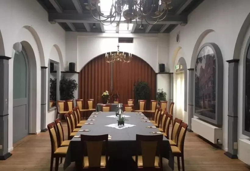 ホテル Wilhelmina