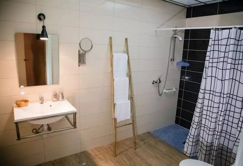 ユースホステル Laitau