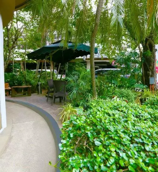 Hotel La Corona Manila