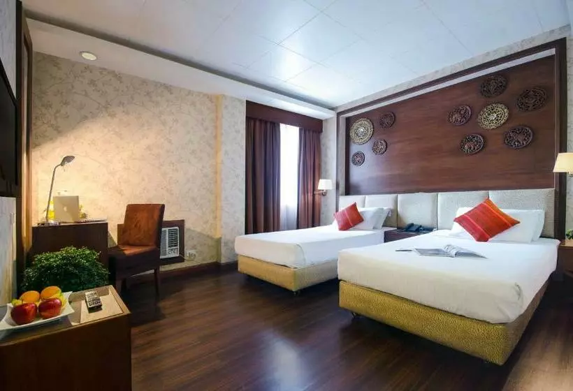 Hotel La Corona Manila