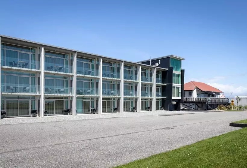 Beachfront Hotel Hokitika
