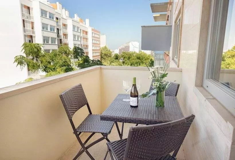 هتل Dah  Dom Afonso Henriques