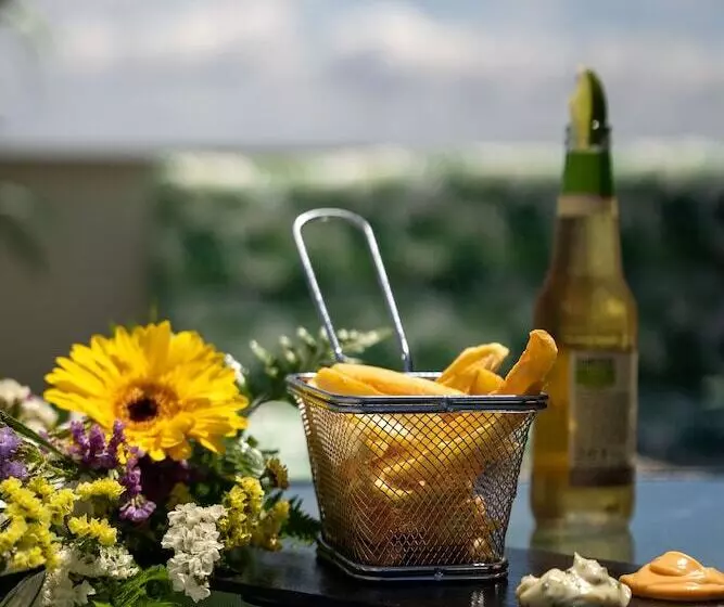 هتل Dah  Dom Afonso Henriques