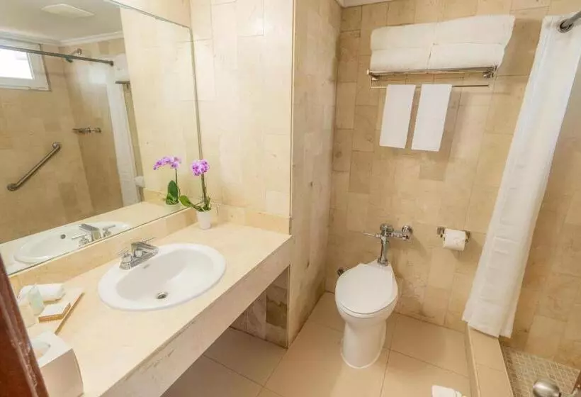 فندق Faranda Express Soloy and Casino