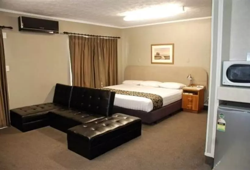 هتل Fountain City Motor Inn