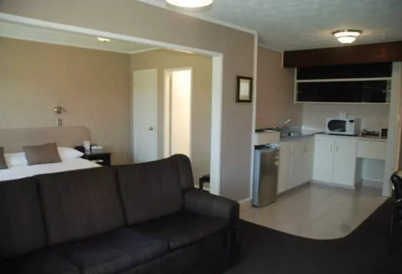 هتل Fountain City Motor Inn