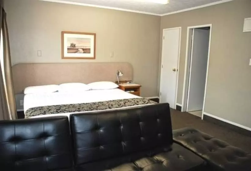 هتل Fountain City Motor Inn