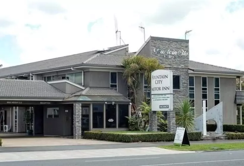 هتل Fountain City Motor Inn