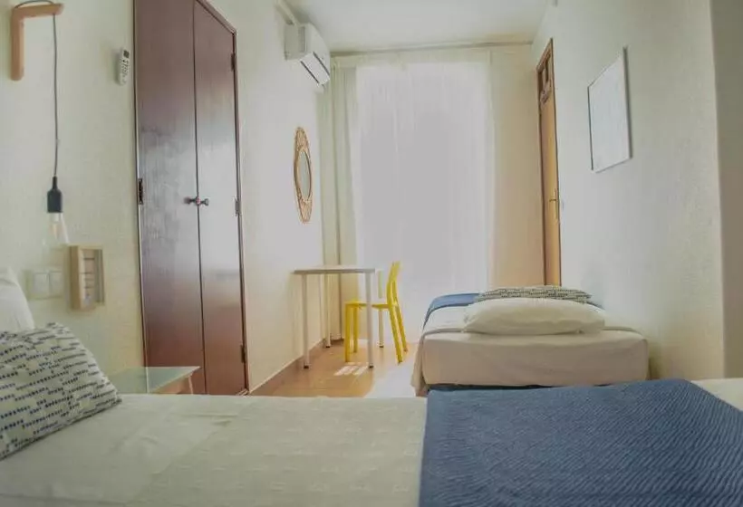 پانسیون Residencial Avenida