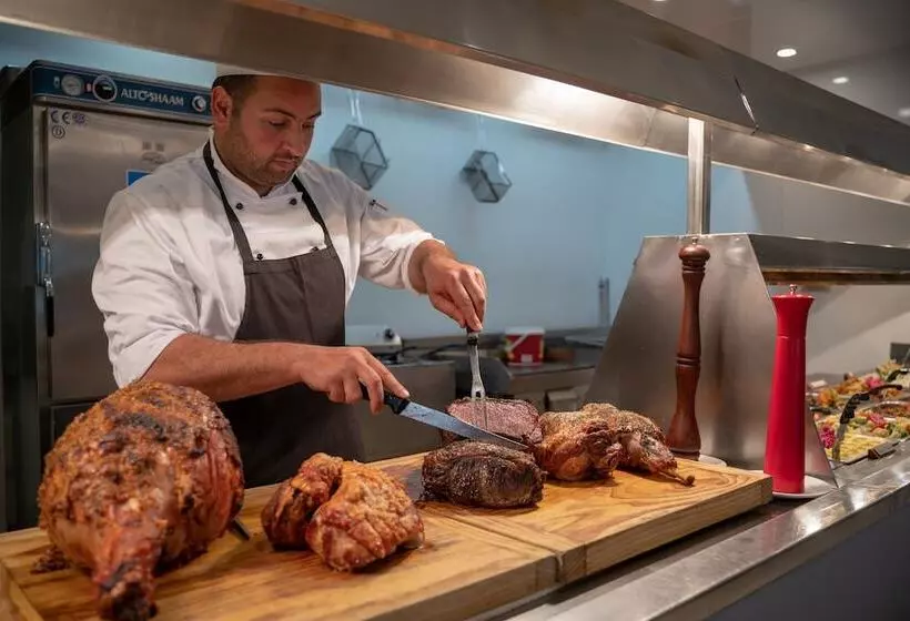 منتجع Distinction Luxmore