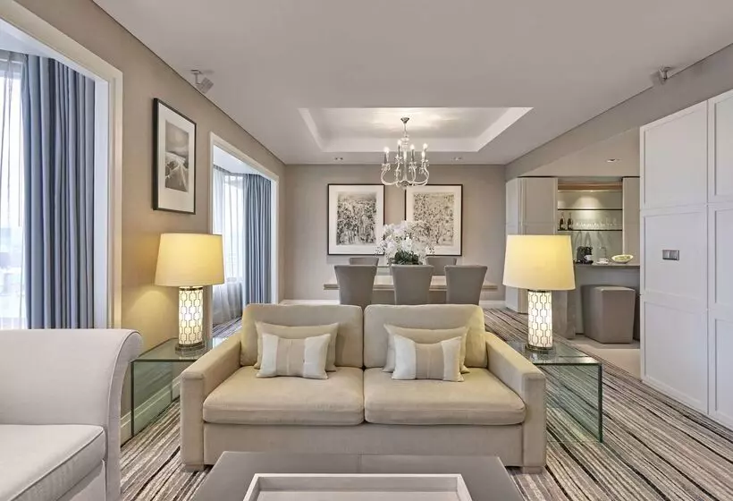 Carlton Hotel Singapore