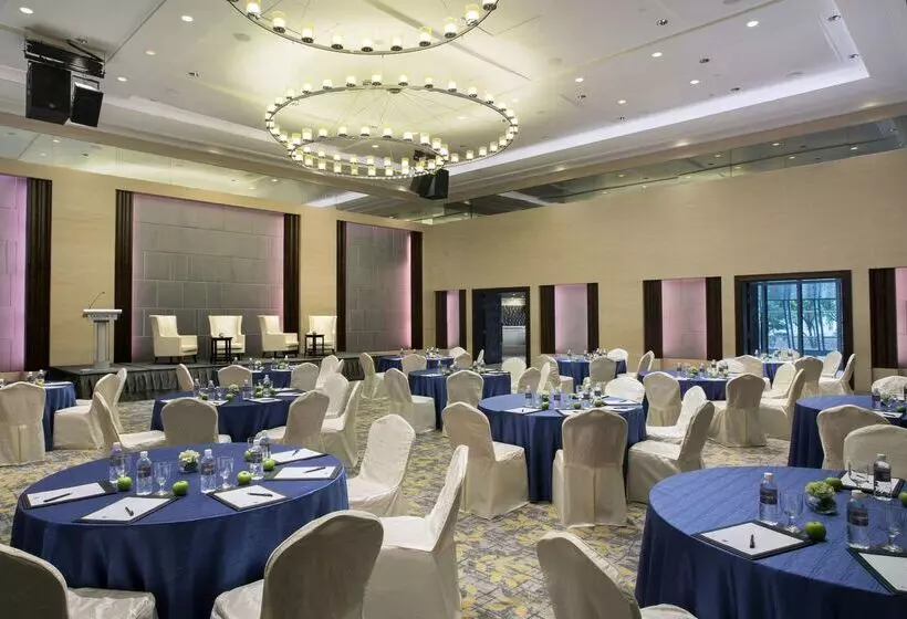 Carlton Hotel Singapore