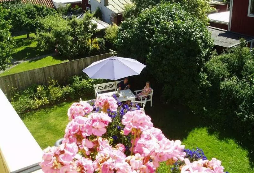 בית מלון כפרי Pensionat Solgården