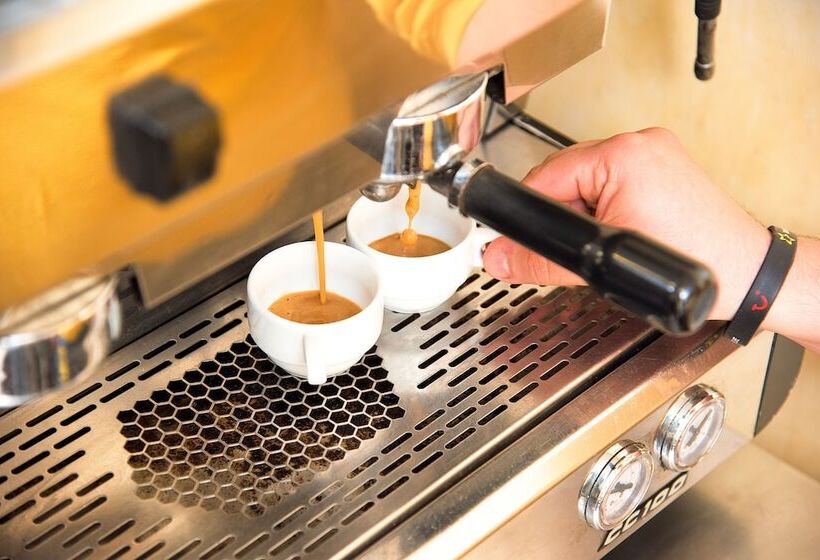 فندق Aqi Skanes Resort