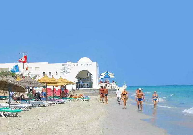 Hotel Les Sirenes Beach