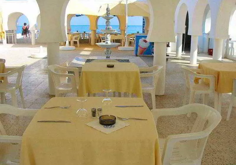 Hotel Les Sirenes Beach