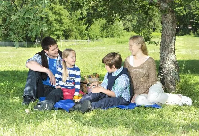 בית מלון כפרי Lohja Spa & Resort