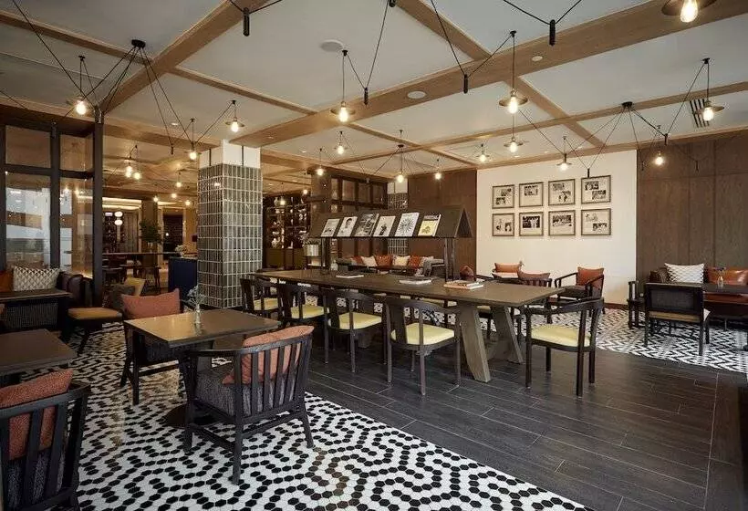 Montien Hotel Surawong Bangkok