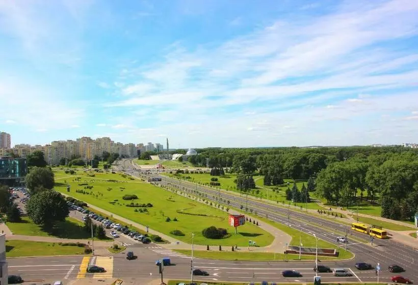 Отель Yubileiny