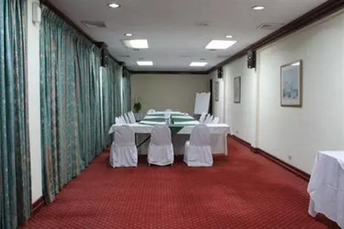 Siesta Hotel & Casino