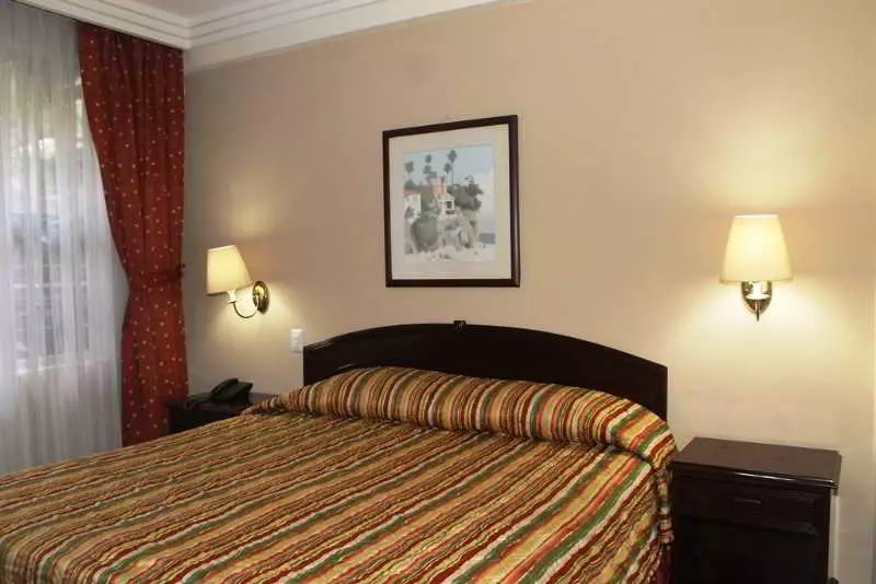 Siesta Hotel & Casino