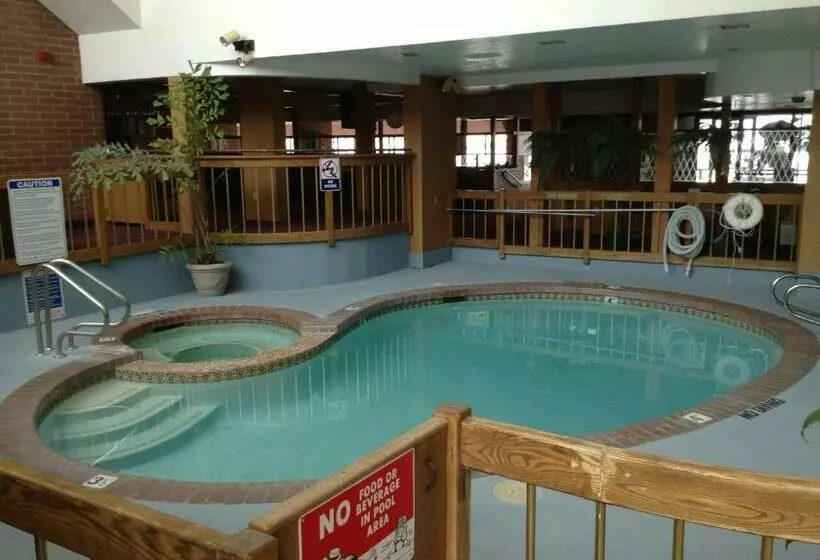 فندق Airport Inn