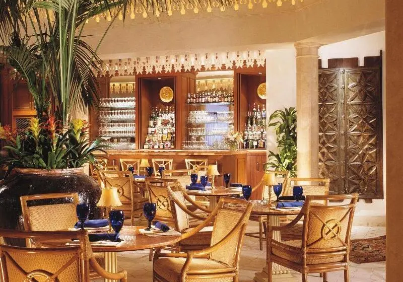 ホテル Arizona Inn