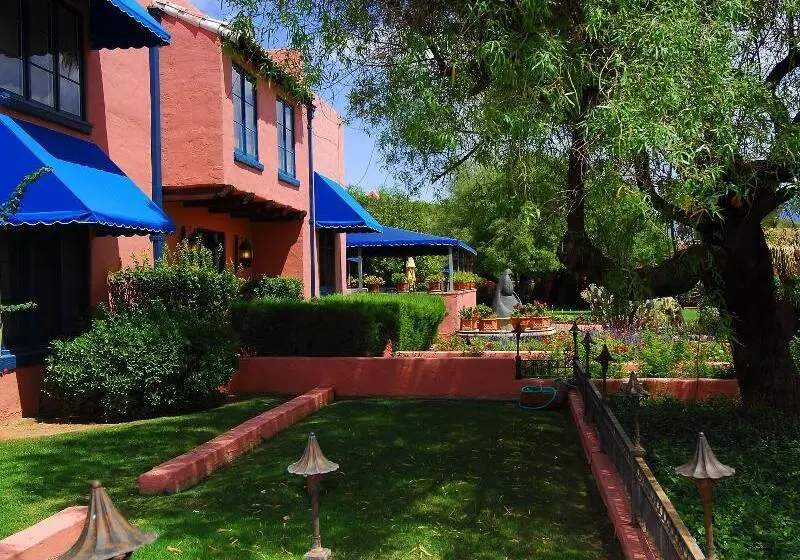 ホテル Arizona Inn