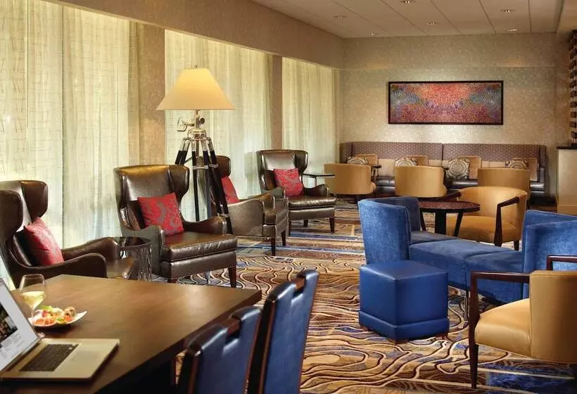 בית מלון כפרי Atlanta Airport Marriott