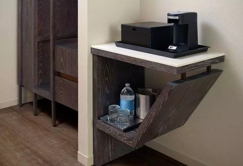 בית מלון כפרי Atlanta Airport Marriott