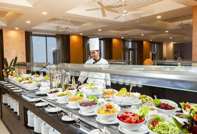 Hotel Concorde Green Park Palace