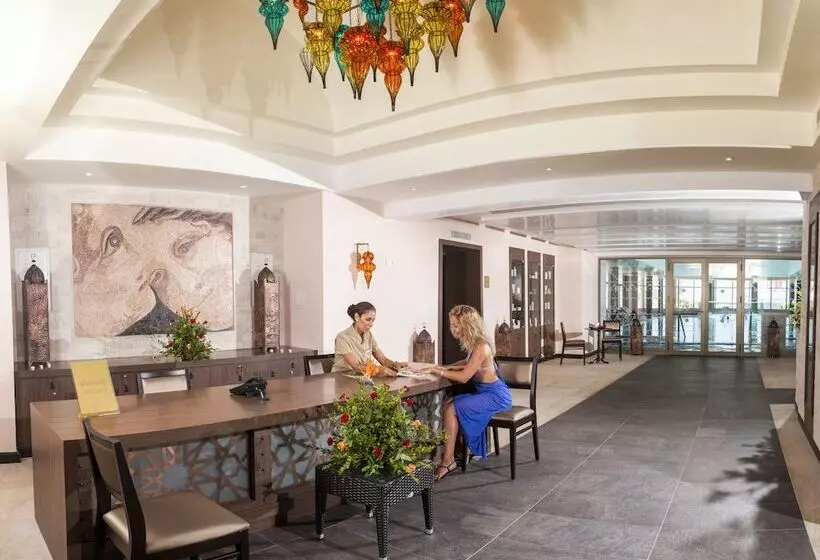 Hotel Concorde Green Park Palace