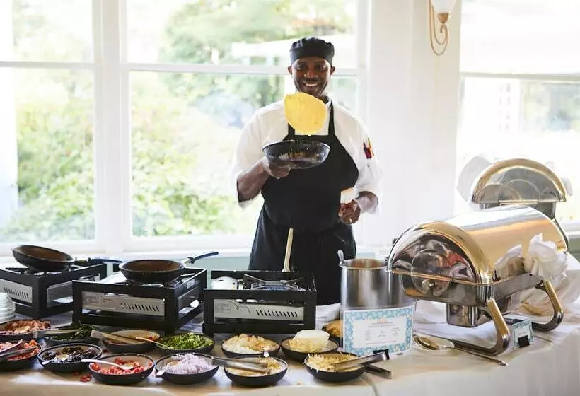 Отель Basin Harbor