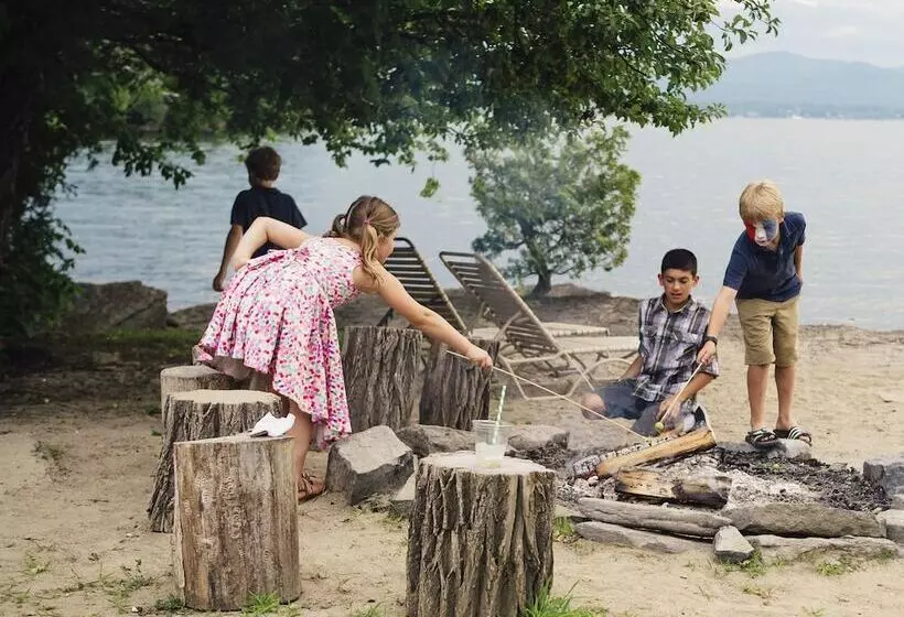 Отель Basin Harbor