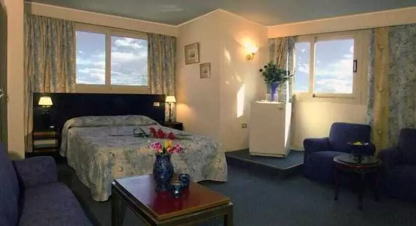 هتل Concorde Dokki