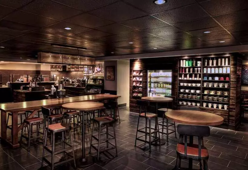 فندق Hilton Anaheim