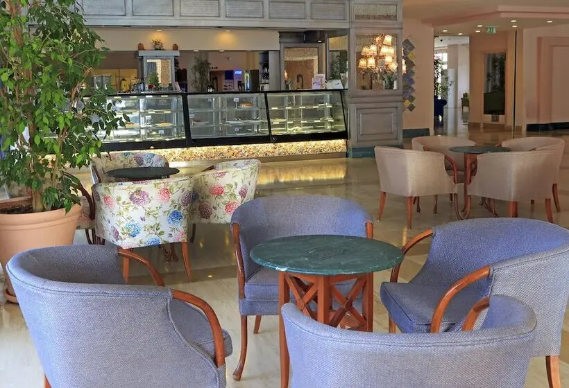 ホテル Labranda Mares Marmaris