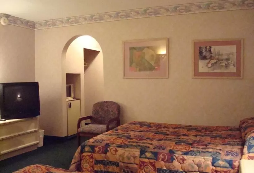 هتل O Hare Inn & Suites