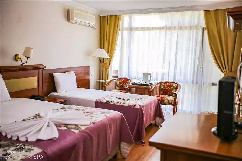 Hotel Troia Tusan