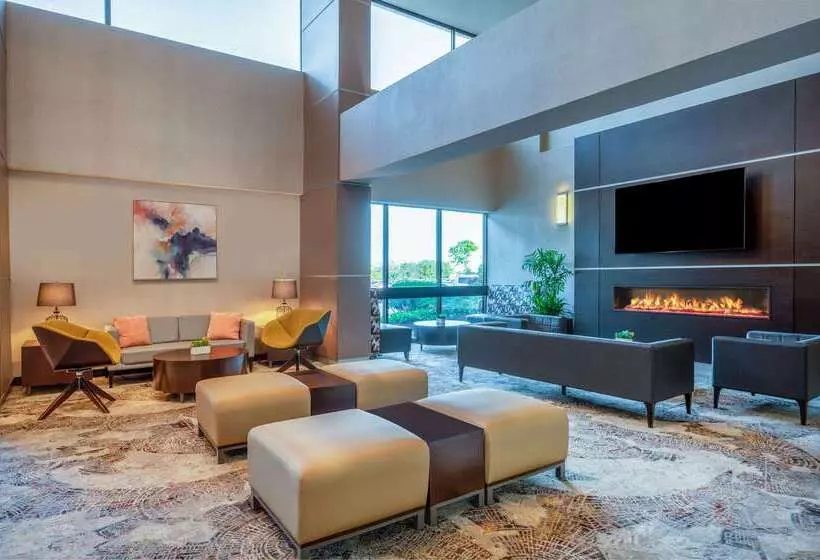 Hotelli Wyndham Indianapolis Airport