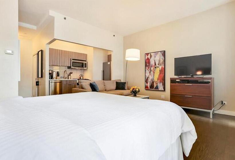 The Beekman Tower, Trademark Collection By Wyndham