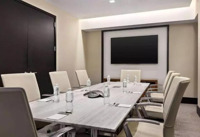 The Beekman Tower, Trademark Collection By Wyndham