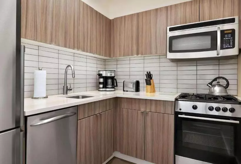 The Beekman Tower, Trademark Collection By Wyndham