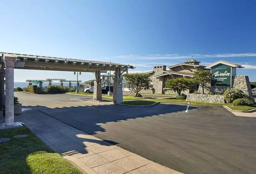 Cavalier Oceanfront Resort