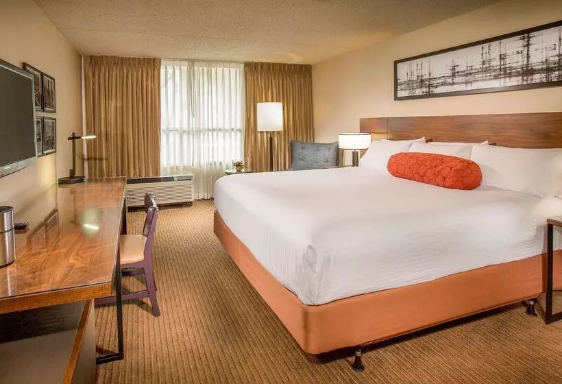 116, A Coast Hotel Bellevue