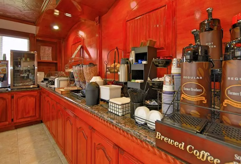 ホテル Americas Best Value Inn Kingsville