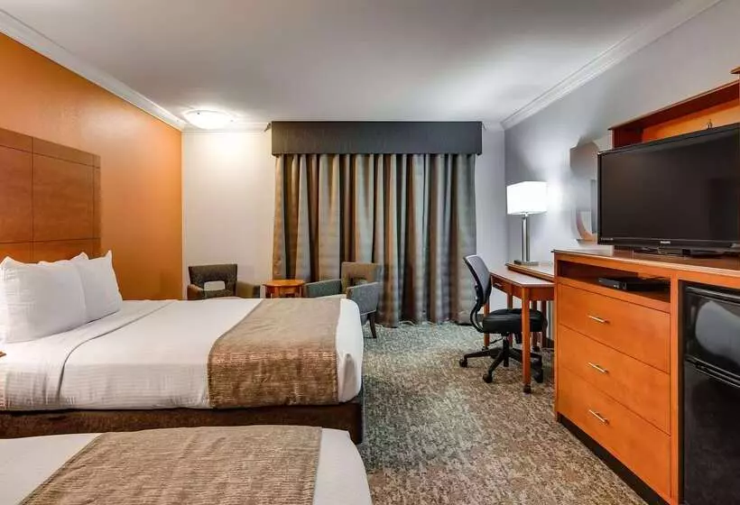 فندق Best Western Angus Inn