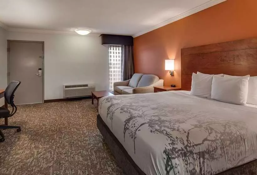 فندق Best Western Angus Inn