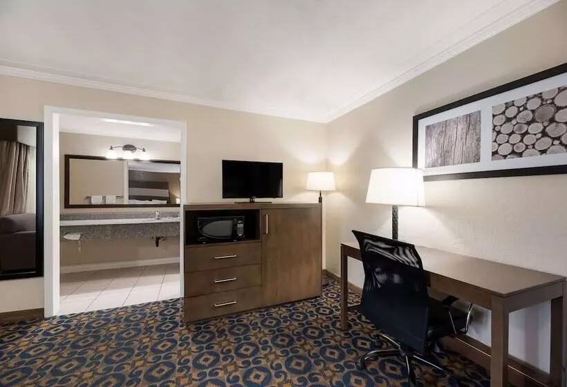 בית מלון כפרי Best Western Butch Cassidy Inn